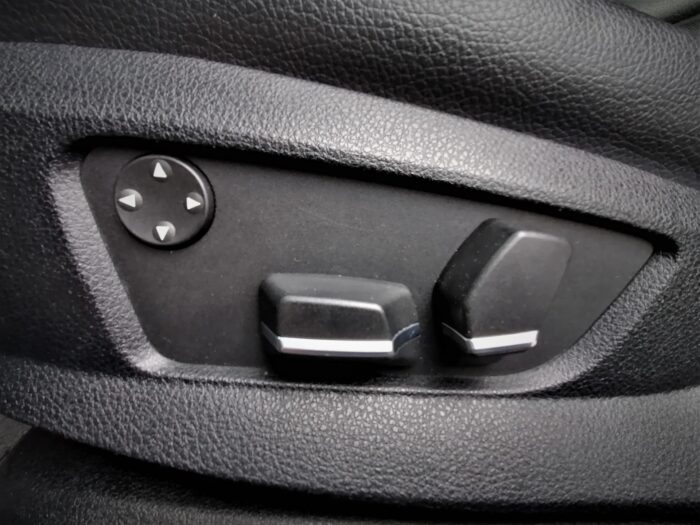 BMW 530d Steptronic - Image 15