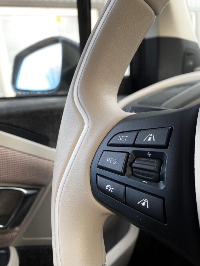 17 BMW i 3s eDrive 120 Ah Automatic - Image 19