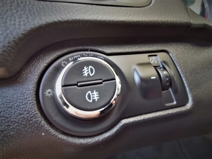 Opel Insignia Sports Tourer 2,0 CDTI 4x4 ActiveSelect "Innovation" - Image 20