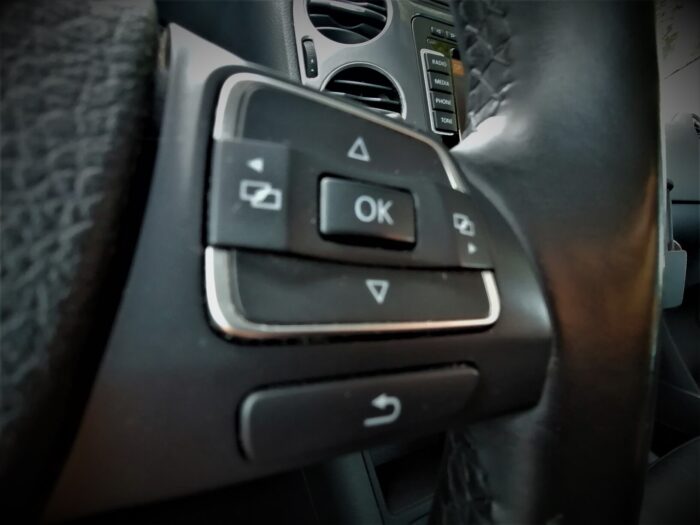 VW Tiguan 2,0 TDI 4Motion "Sport & Style" - Image 19