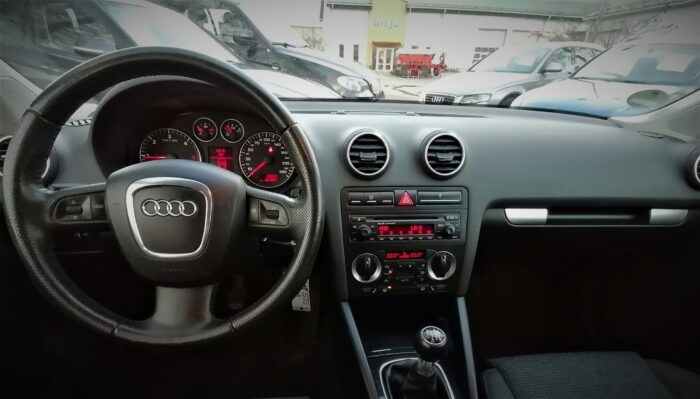 Audi A3 Sportback 2,0 TDI - Image 19