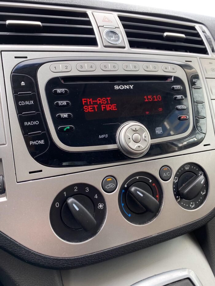 Ford Kuga 2,0 TDCi "Trendline" - Image 41