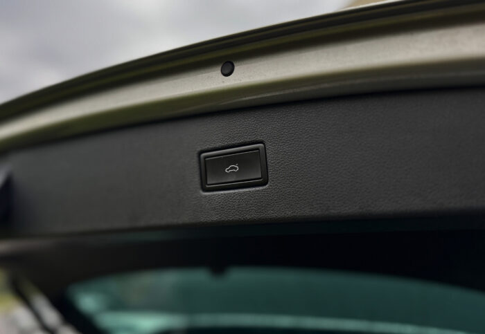 VW Tiguan | 2,0 TSI | R-Line | 2019.gada - Image 19