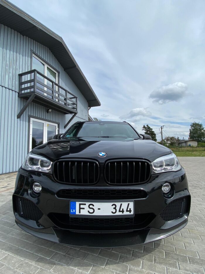 BMW X5 M50D - Image 2