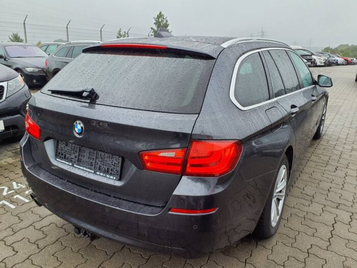 BMW 525d Touring - Image 29