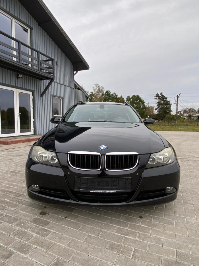 BMW 320d Touring 120 kW - Image 10