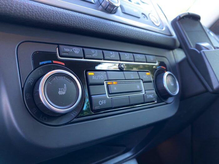 VW Tiguan 2,0 TDI 4Motion "Cup Sport & Style" - Image 30