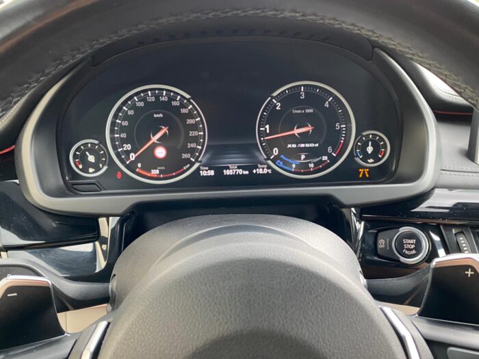 BMW X6M50D Individual - Image 55