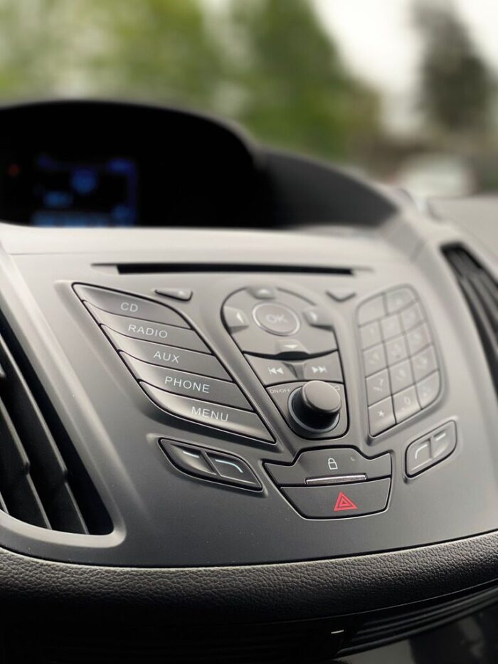 Ford Kuga 2,0 TDCI 4x4 Powershift "Titanium" - Image 26