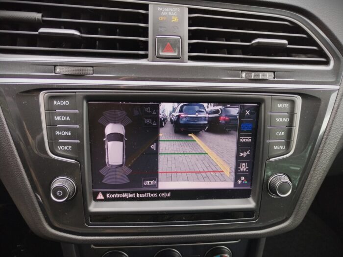 VW Tiguan - Image 22