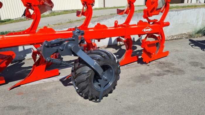 Maiņvērsējarkls KUHN VARI -MASTER 153 6 NSH - Image 8
