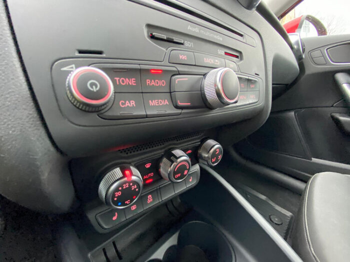 Audi A1 1,6 TDI "Attraction" - Image 56