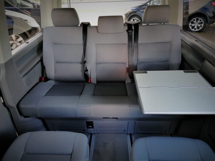 VW T5 Multivan 2,5 TDI - Image 22
