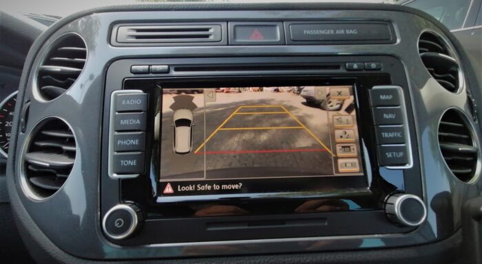 VW Tiguan 2,0 TDI 4Motion "Sport & Style" - Image 22