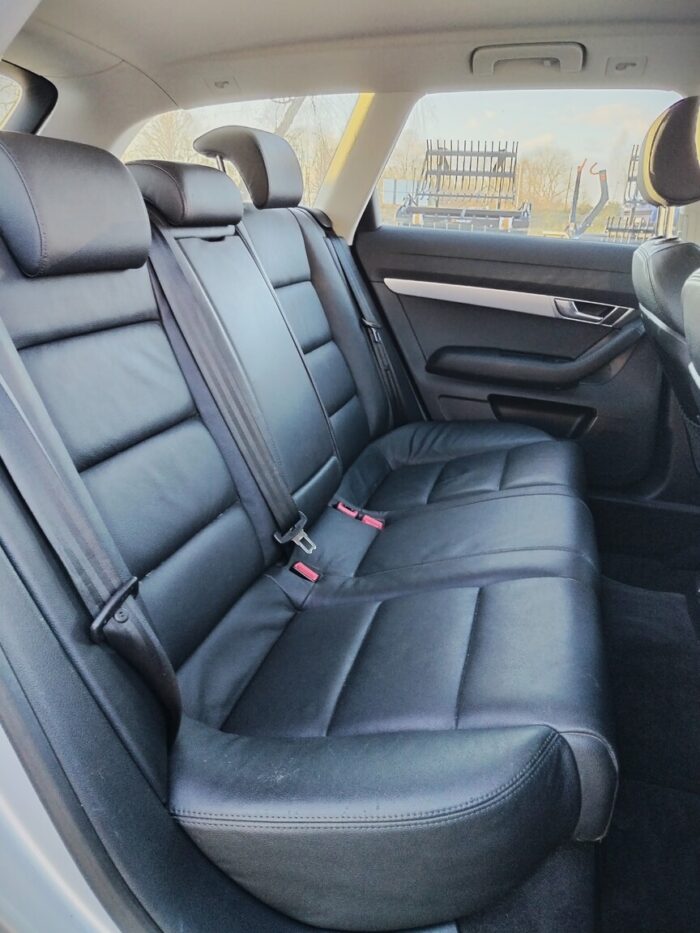 Audi A6 Avant 2,0 TDI multitronic - Image 24