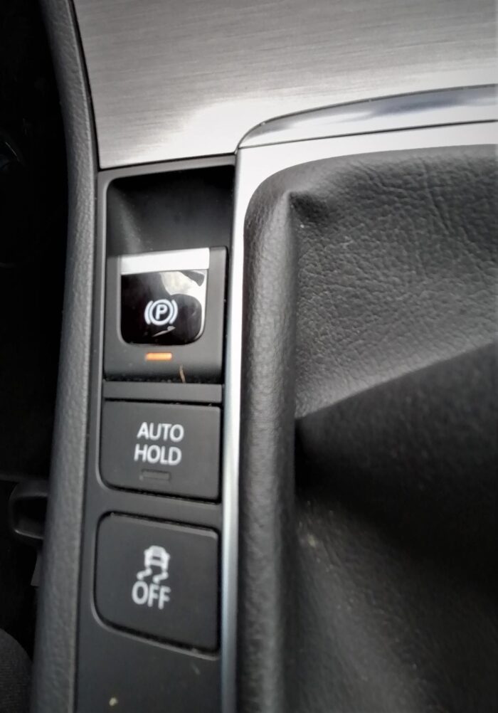 VW Passat Variant 2,0 TDI "Comfortline" - Image 40