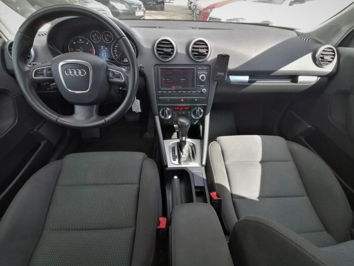 Audi A3 Sportback 2,0 TDI DSG "Ambition" - Image 10