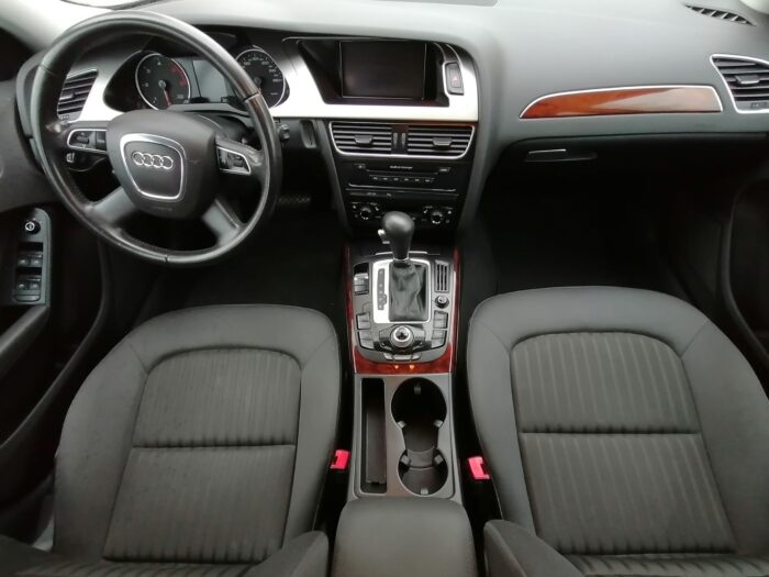 Audi A4 Avant 2,0 TDI "Ambiente" - Image 24