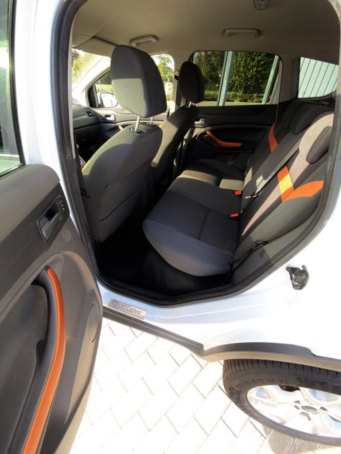 Ford Kuga 2,0 TDCi "Trendline" - Image 11