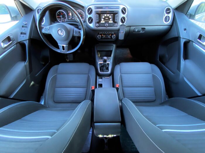 VW Tiguan 2,0 TDI 4Motion "Cup Sport & Style" - Image 11