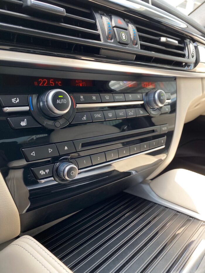 BMW X6M50D Individual - Image 57