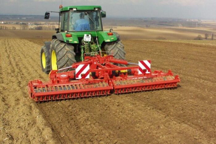 Vertikālās augsnes frēzes KUHN HR / HRB - Image 3