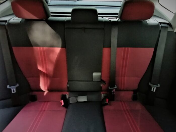 BMW X1 xDrive20d Steptronic - Image 25