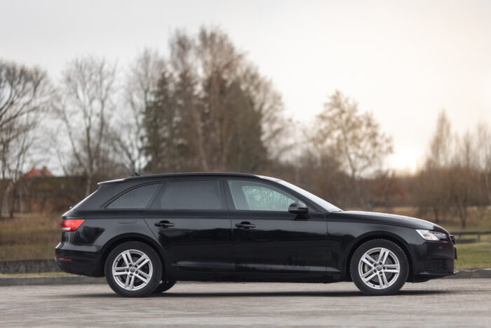 Audi A4 Avant 2,0 TDI S-tronic - Image 7