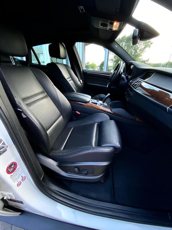 25-1 BMW X6 40d - Image 28