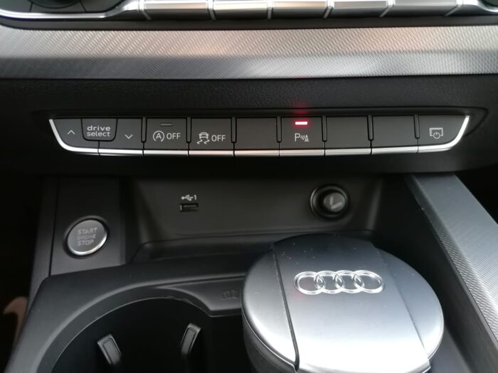 Audi A4 Avant sport 3,0 TDI S-tronic - Image 30