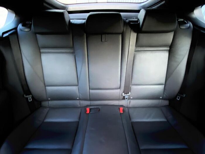27-1 BMW X6 40d - Image 30