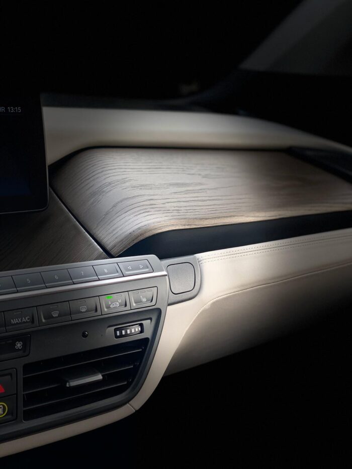 27 BMW i 3s eDrive 120 Ah Automatic - Image 30