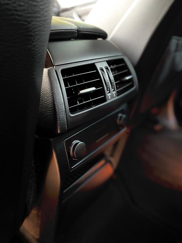 28-1 BMW X6 40d - Image 31