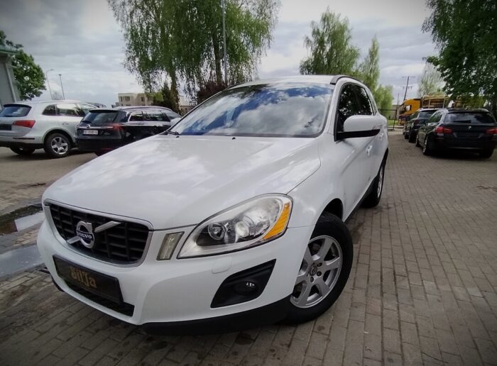 Volvo XC60 AWD 2,4 Diesel Geartronic ,,Momentum " - Image 4
