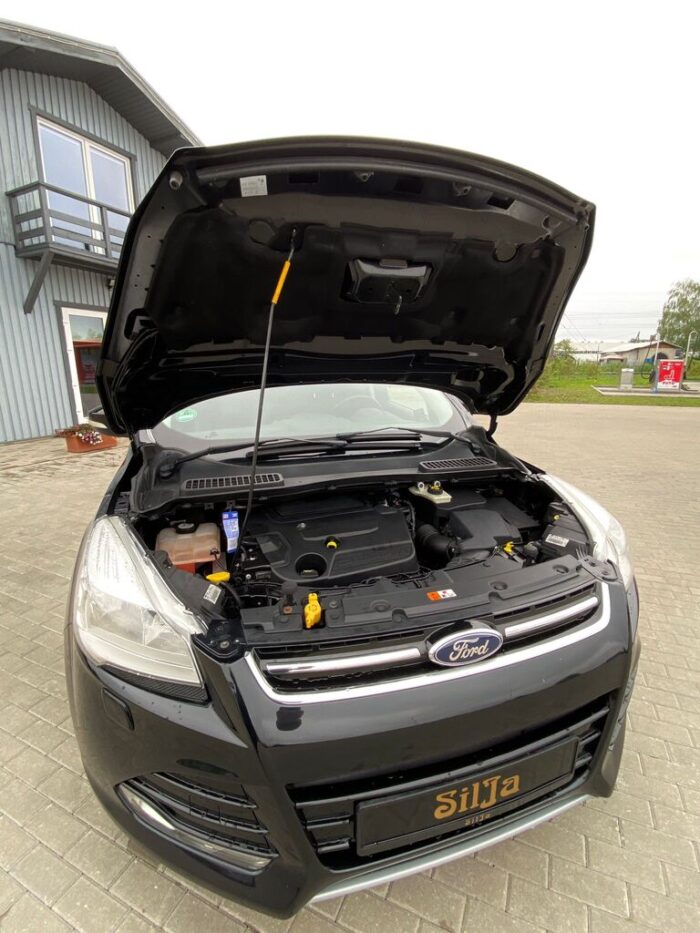 Ford Kuga 2,0 TDCI 4x4 Powershift "Titanium" - Image 5