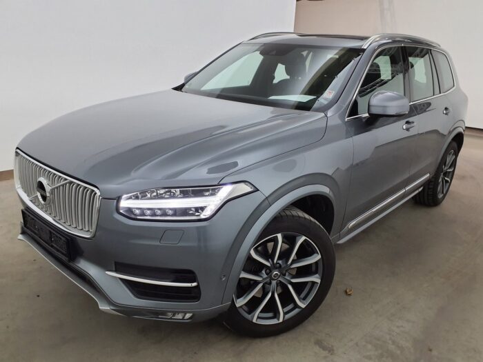 Volvo XC90 D5 AWD Geartronic "Inscription" - Image 36