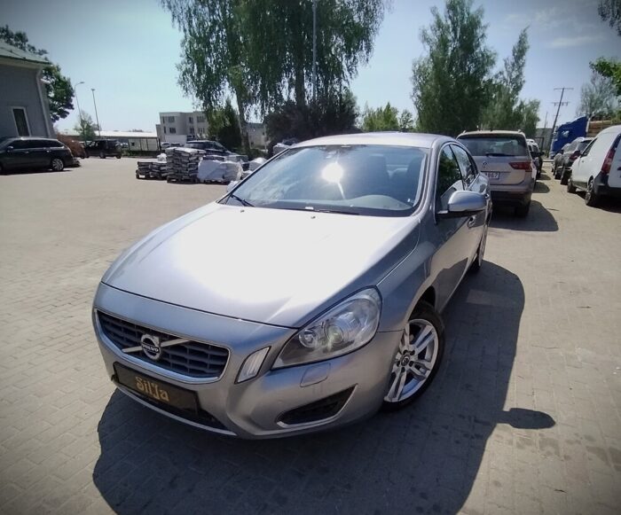 Volvo S60 2.0 Summum - Image 3