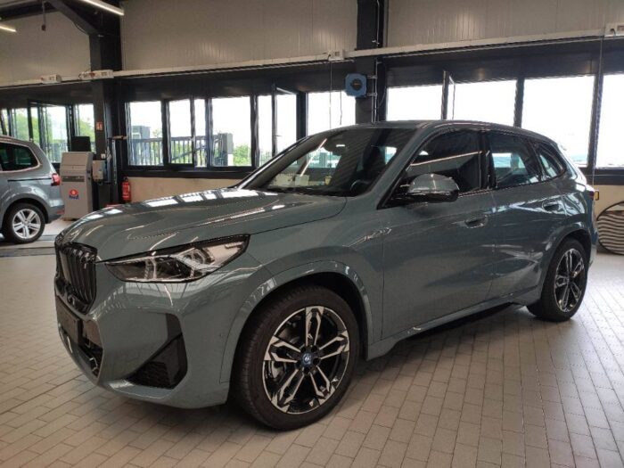 BMW iX1 30 xDrive M Sport Connected Professional - Image 36
