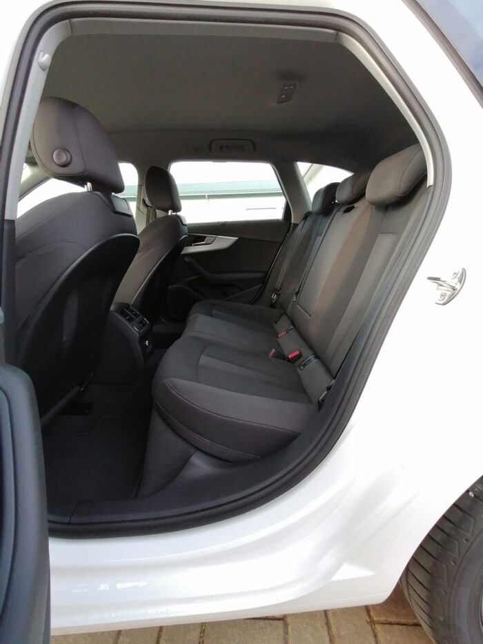 Audi A4 Avant sport 3,0 TDI S-tronic - Image 32