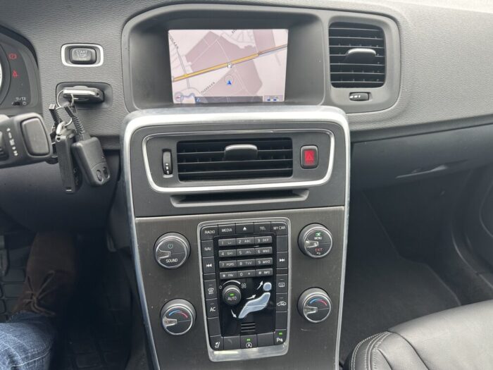Volvo S60 2.0 Summum - Image 30