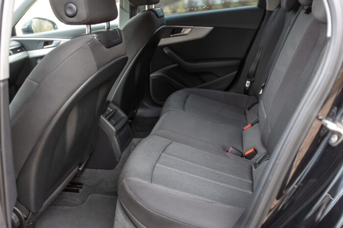 Audi A4 Avant 2,0 TDI S-tronic - Image 15