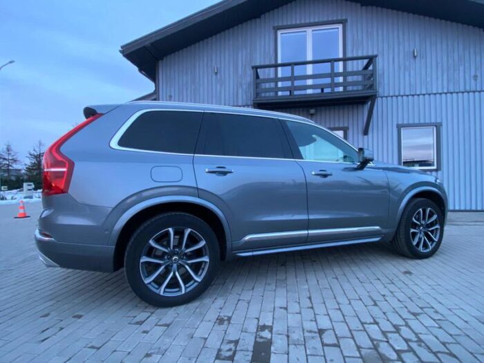 Volvo XC90 D5 AWD Geartronic "Inscription" - Image 6