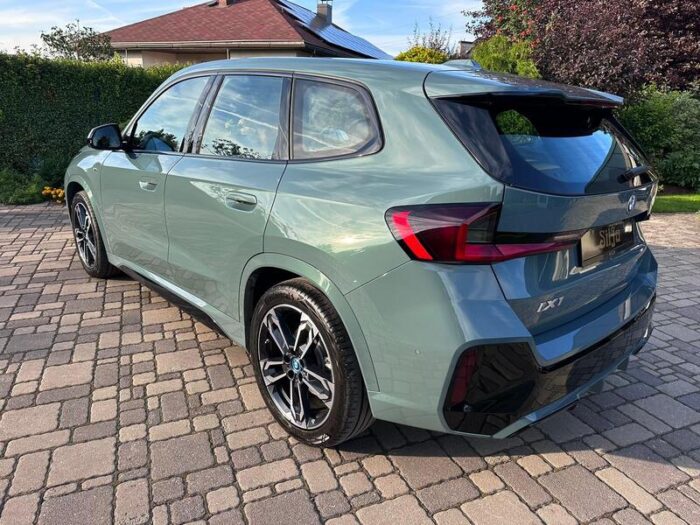 BMW iX1 30 xDrive M Sport Connected Professional - Image 4
