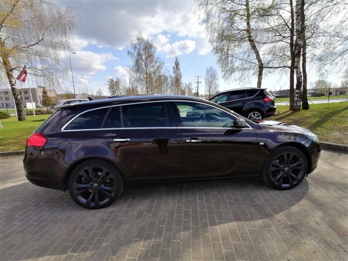 Opel Insignia Sports Tourer 2,0 CDTI 4x4 ActiveSelect "Innovation" - Image 6