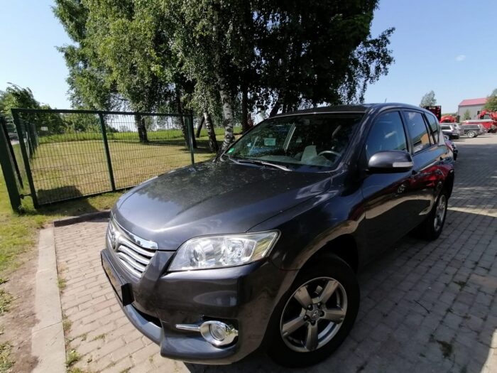 Toyota RAV4 2,2 D-4D "Life" - Image 3
