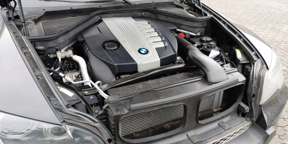 46228421_l BMW X5 3.0 SD - Image 31