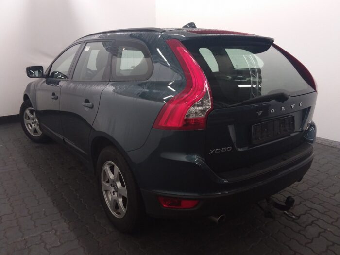 Volvo XC60 2,4 D5 AWD - Image 33