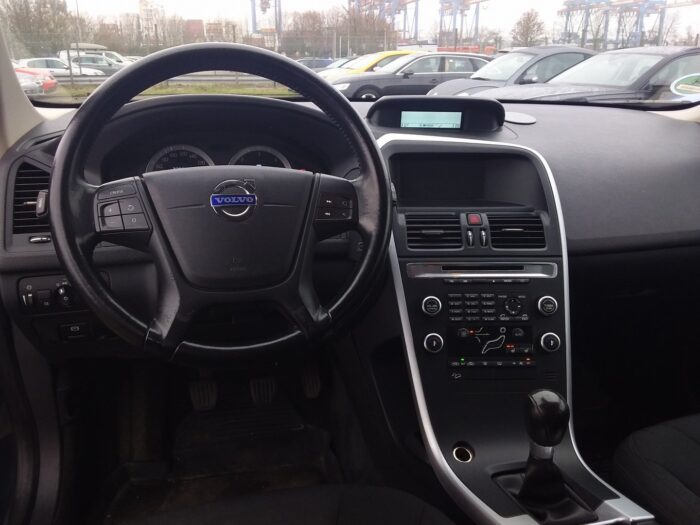 Volvo XC60 2,4 D5 AWD - Image 28