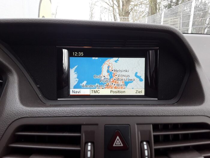 Mercedes-Benz E 350 Coupe CDI BlueEfficiency Automatik "Elegance" - Image 34
