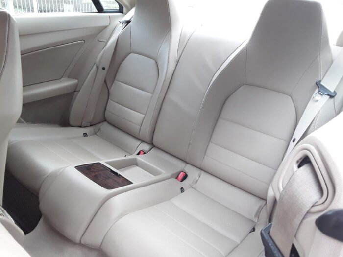 Mercedes-Benz E 350 Coupe CDI BlueEfficiency Automatik "Elegance" - Image 32